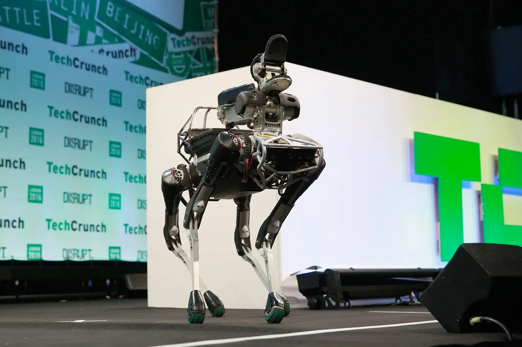 Boston Dynamics, dalla fantascienza alla realtà e ritorno