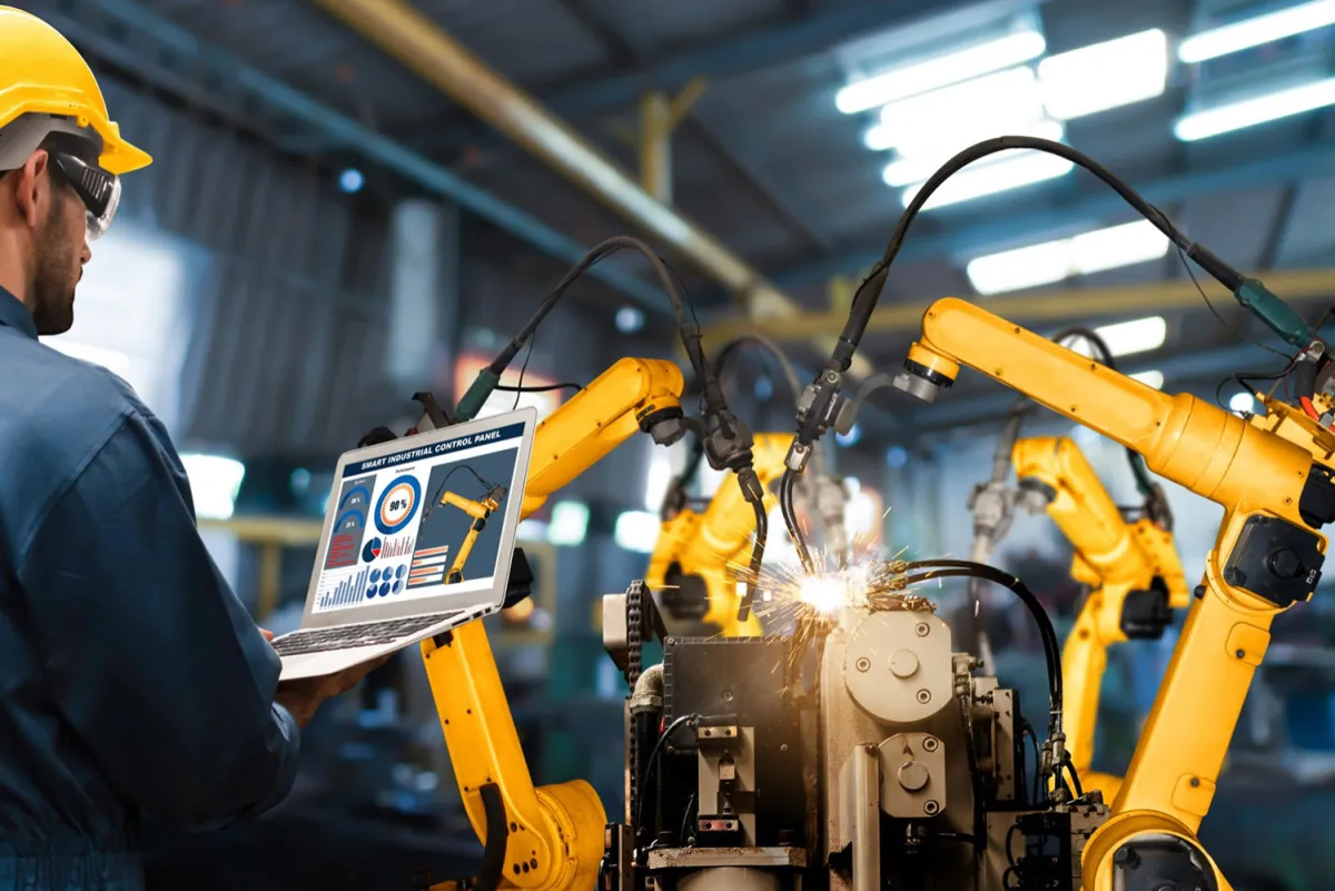 Advanced manufacturing: tecnologie e robot collaborativi per la manifattura